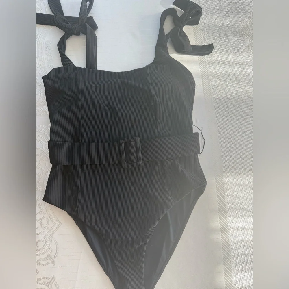Beach Riot size L Sydney Black Belted Swimsuit with Bow Straps - Picture 3 of 8